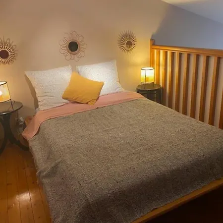Appartement Au Calme Sur Le Vieux Port La Rochelle (Charente-Maritime)